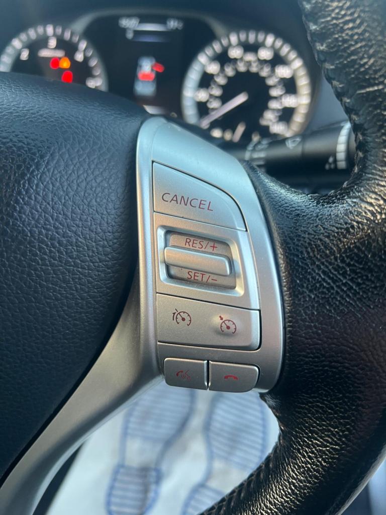 2019 Nissan Navara Double Cab Pick Up Tekna 2.3dCi 190 4WD Auto PICK UP DIESEL Automatic