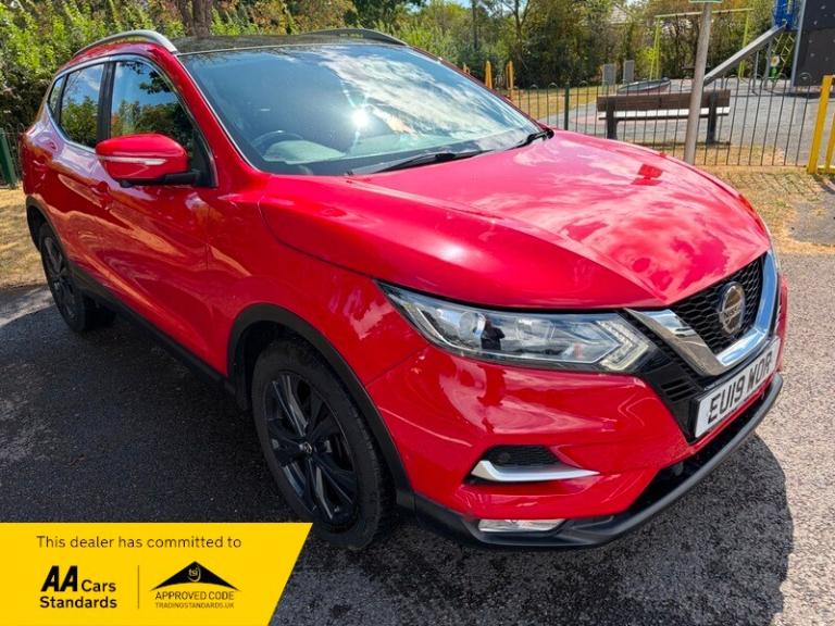 Nissan Qashqai DIG-T N-CONNECTA DCT