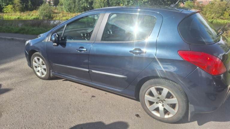 PEUGEOT 308 1.6 DIESEL 62 REG £1095 LIKE ASTRA FOCUS 
