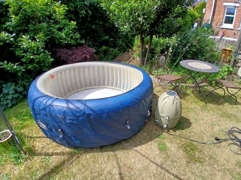 Hot tub