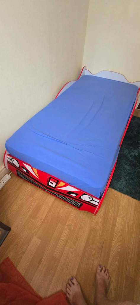 Racing car single bed frame only