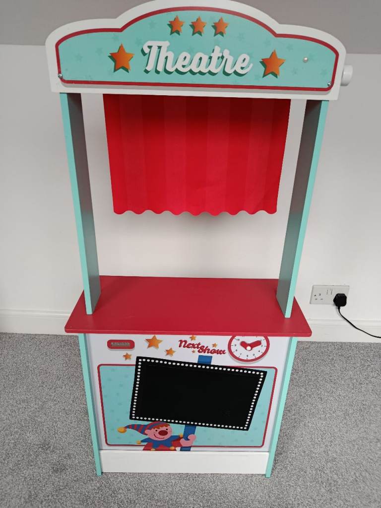 Kids Theatre Stand 