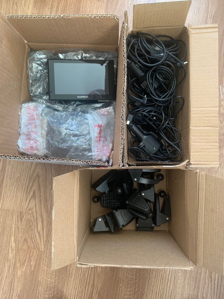 Job Lot Garmin Nuvi 2529 Sat Navs x 10