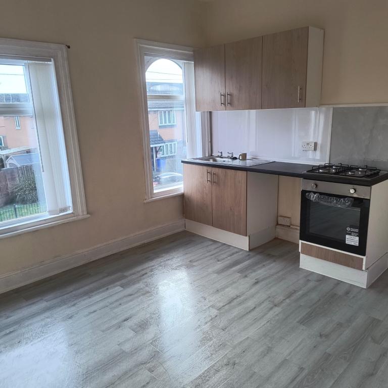 1 bed flat Brewster Street Harpurhey M9 5UT
