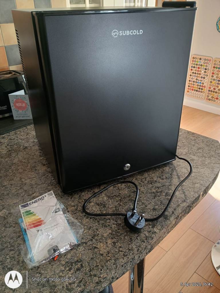 SUBCOLD Mini Fridge – Black, As Good As New
