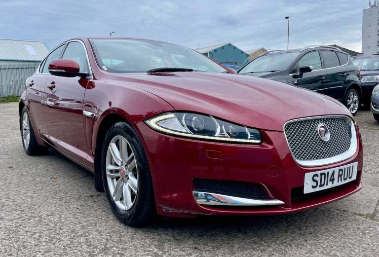2014 Jaguar XF 2.2d [163] Luxury 4dr Auto SALOON Diesel Automatic