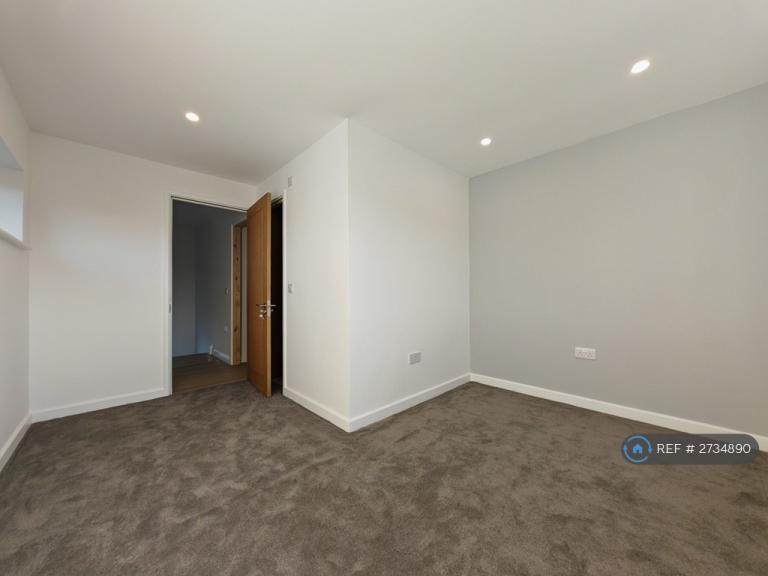 1 bedroom in Pockeridge Road, Corsham, SN13 (#2734890)