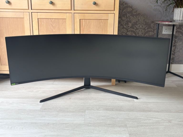 Samsung Odyssey G9 Curved Gaming Monitor – Good Condition