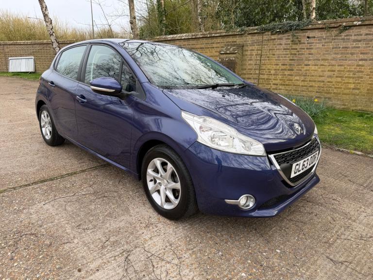2014 Peugeot 208 1.2 VTi Active 5dr HATCHBACK Petrol Manual