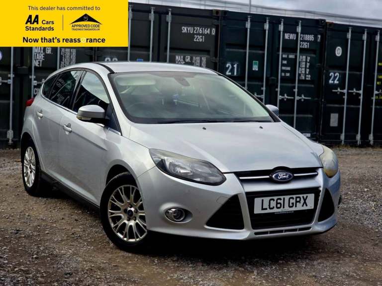 2011 Ford Focus 1.6 Titanium Hatchback 5dr Petrol Powershift Euro 5 (125 ps) Hatchback Petrol Aut...