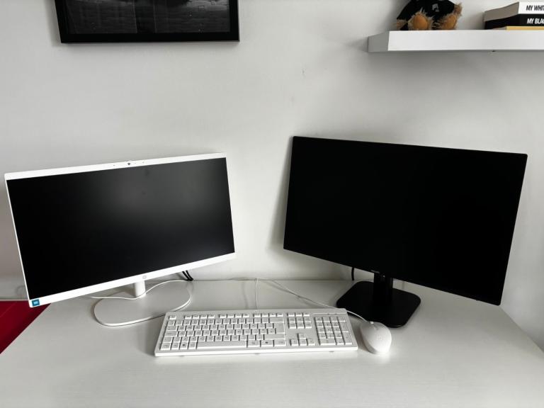 HP all-in-one 22” desktop, Intel N100, 8GB, 256 GB Operating System