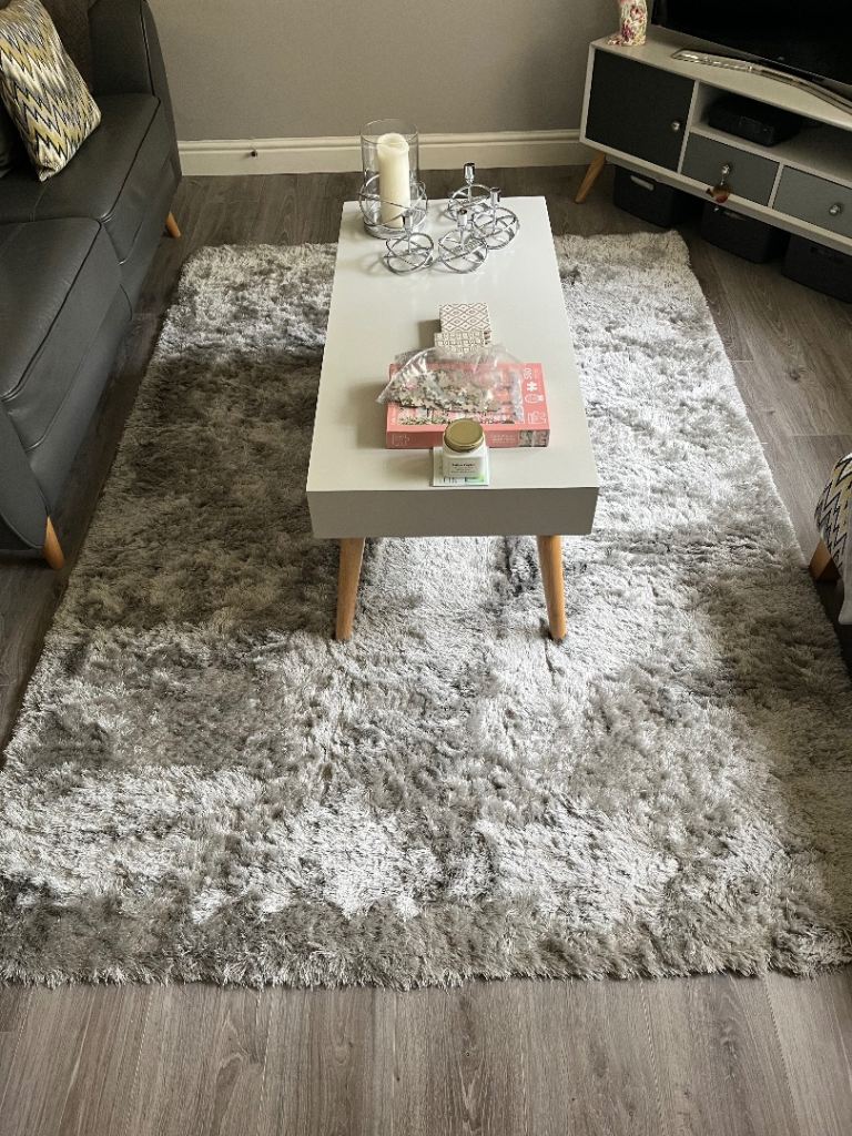 Stunning silver/grey rug