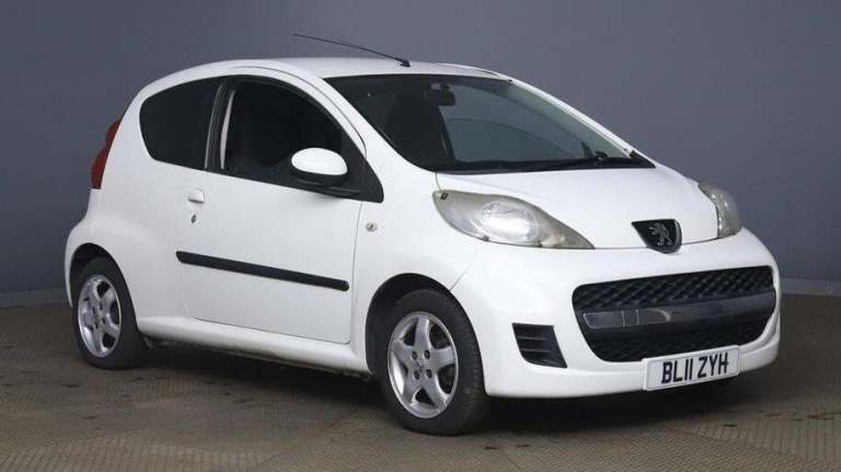 2011 Peugeot 107 1.0 12V Sportium Euro 5 3dr HATCHBACK Petrol Manual