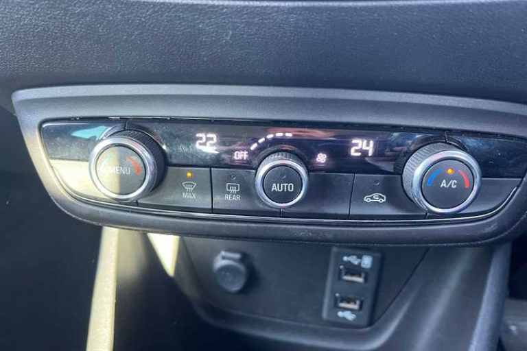 2020 Vauxhall Crossland X 1.2 Elite Nav SUV 5dr Petrol Manual Euro 6 (s/s) (83 ps) SUV Petrol Manual