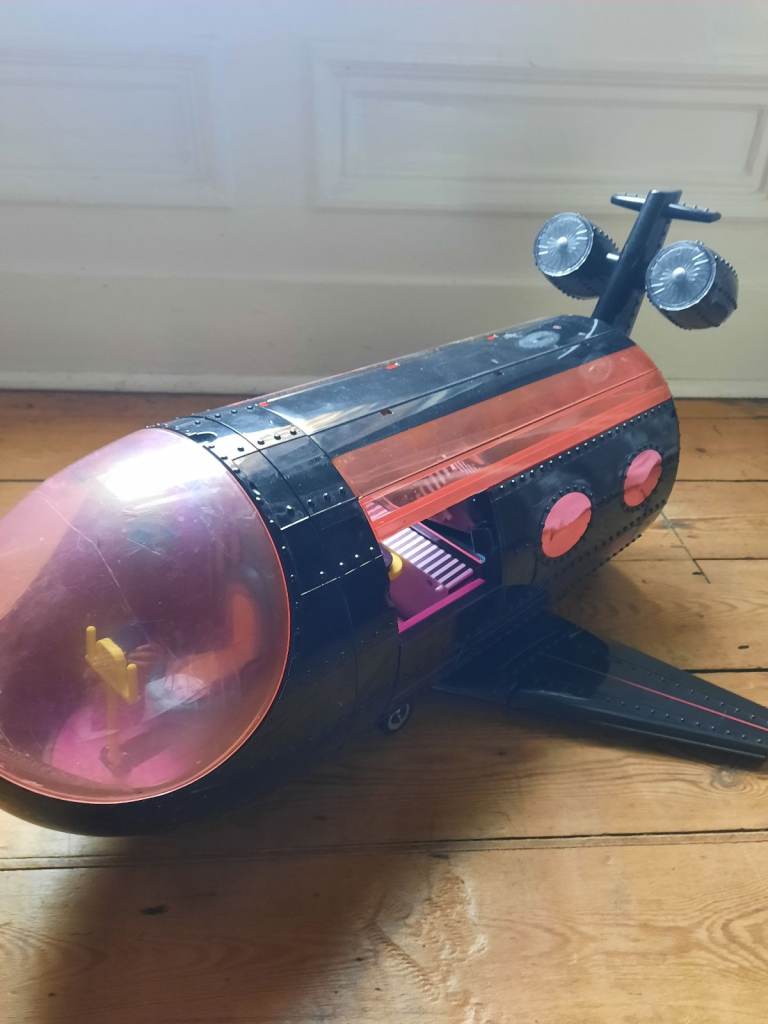 LOL OMG Aeroplane 4 in 1 toy