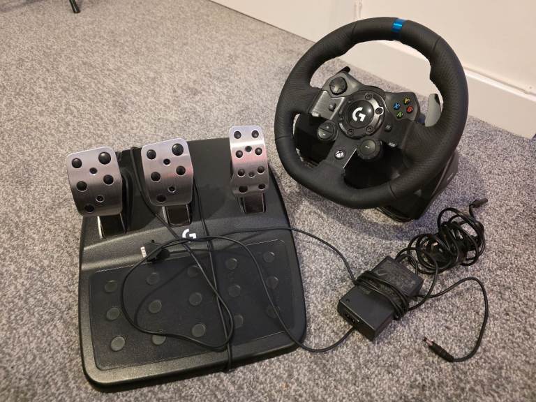 Logitech G923 Wheel & Pedals (Xbox version) – Lightly Used