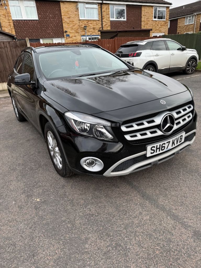 Mercedes Benz GLA