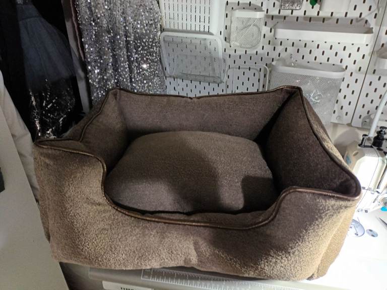 Designer pet beds 