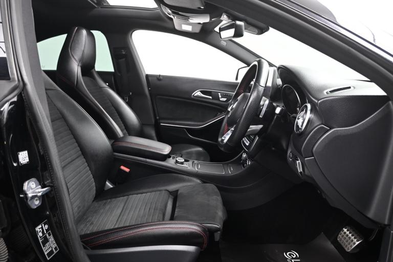 2019 Mercedes-Benz CLA 2.1 CLA220d AMG Line Night Edition (Plus) Coupe 7G-DCT Euro 6 (s/s) 4dr SA...