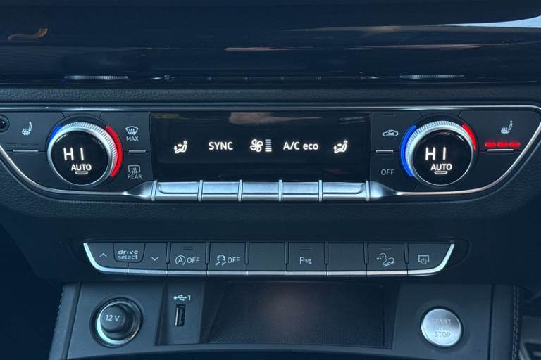 2022 Audi Q5 Edition 1 40 TDI quattro 204 PS S tronic SUV DIESEL Automatic