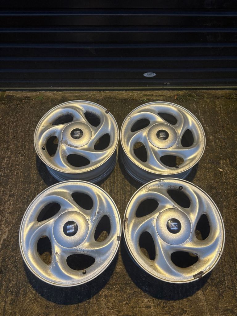 Seat Cordoba Alloy wheels 4x100 15”