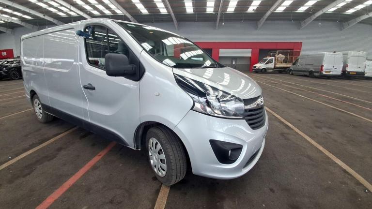 2018 Vauxhall Vivaro 1.6 CDTi 2900 Sportive L2 H1 Euro 6 5dr PANEL VAN Diesel Manual