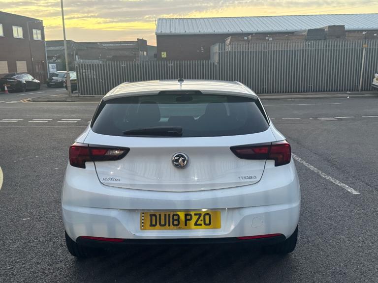 2018 Vauxhall Astra 1.4T 16V 125 Design 5dr HATCHBACK Petrol Manual