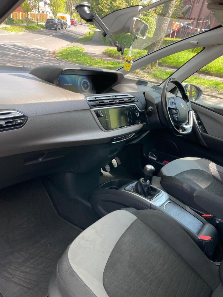 Low Milage road tax 20£