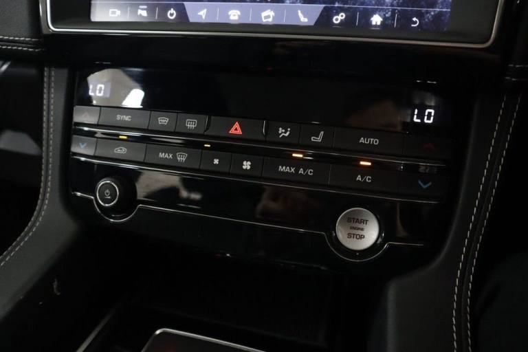 2019 19 JAGUAR F-PACE 2.0 D180 R-SPORT SUV 5DR DIESEL AUTO AWD EURO 6 (S/S) (180