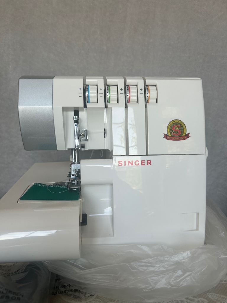 Singer -thread overlocker sewing machine 
