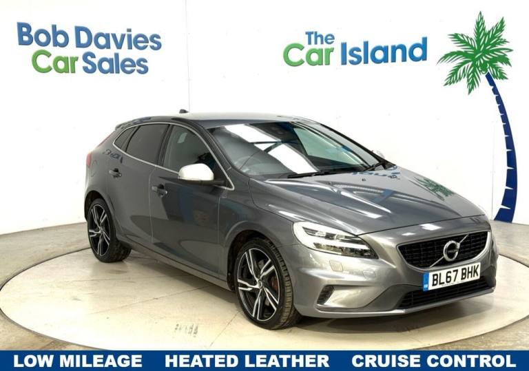 2018 67 VOLVO V40 1.5 T2 R-DESIGN PRO HATCHBACK 5DR PETROL AUTO EURO 6 (S/S) (12