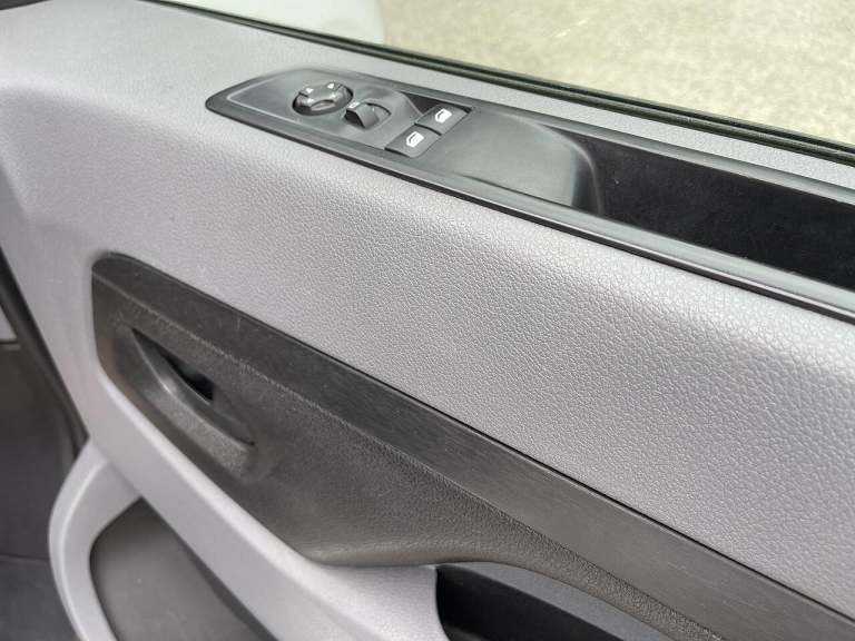 2020 Peugeot Expert 1400 2.0 BlueHDi 120 Professional Van PANEL VAN DIESEL Manual