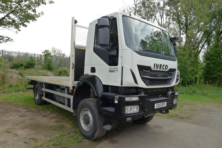 Iveco Trakker 190T33 4x4 Flatbed. One owner. Only 33,893kms.