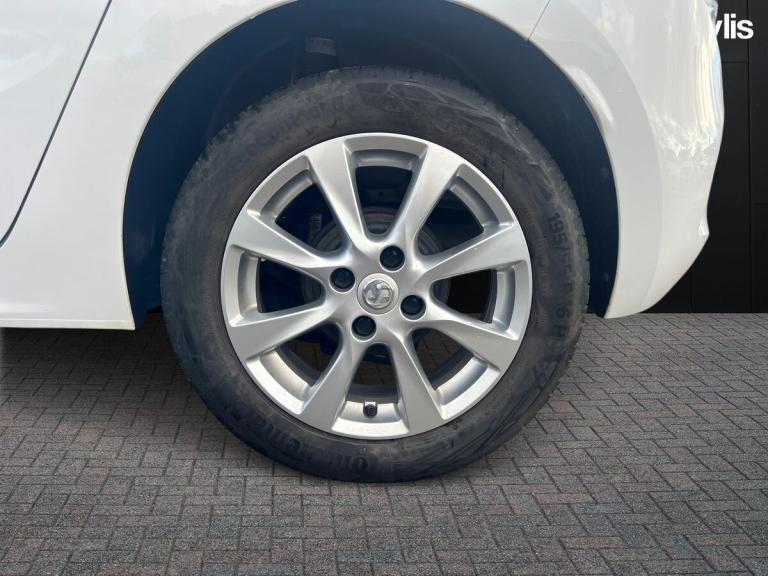 2021 Vauxhall Corsa Corsa 1.2 Se 5 door Hatchback Petrol Manual