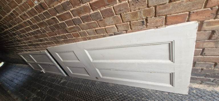 2 x original internal sash wooden doors