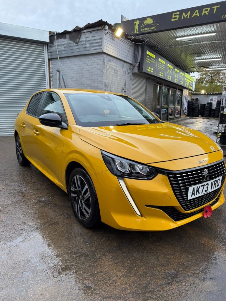2023 Peugeot 208 1.2 PureTech 100 Active Premium + 5dr EAT8 HATCHBACK Petrol Manual