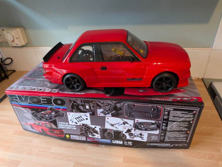 Evo30 brushless RC car