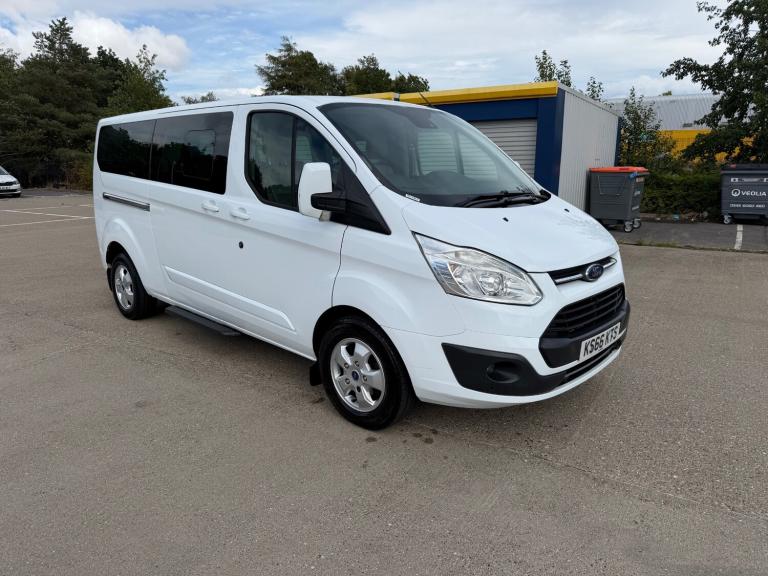 2017 Ford Tourneo Custom 2.0 TDCi 130ps Low Roof 8 Seater Titanium MPV Diesel Manual