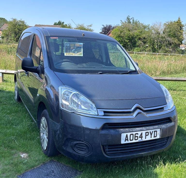 Grey Citroen Blingo 1.6 diesel