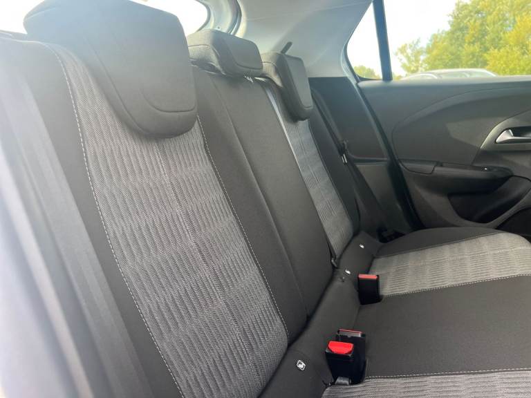 2021 Vauxhall Corsa Corsa 1.2 Se 5 door Hatchback Petrol Manual