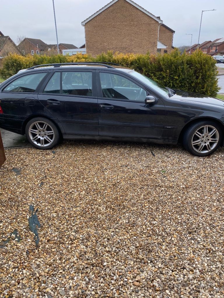Mercedes-Benz, C CLASS Estate, Low Miles, Long Mot