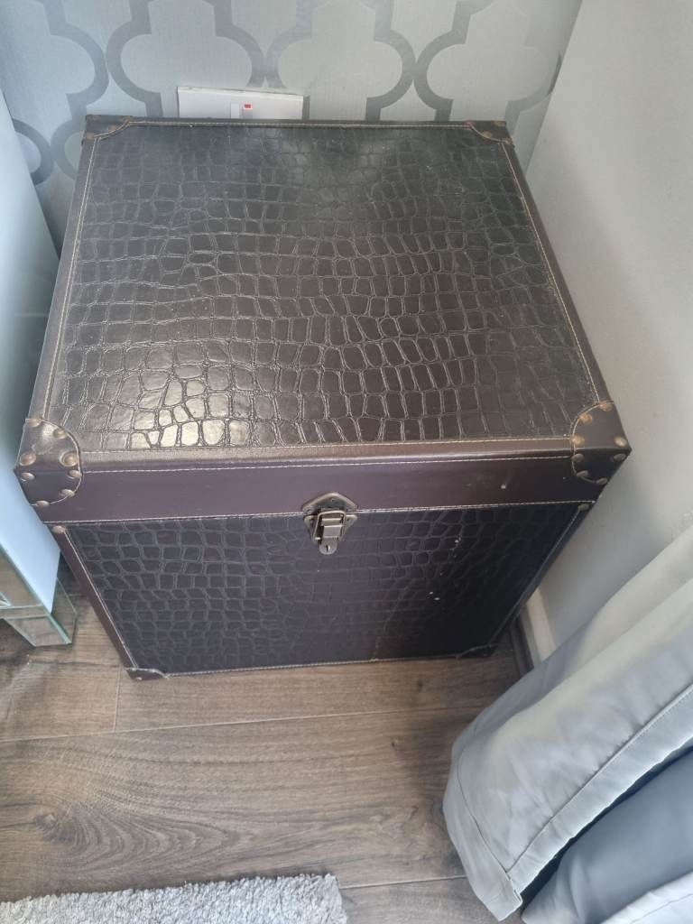 Handy Faux leather Storage Box 