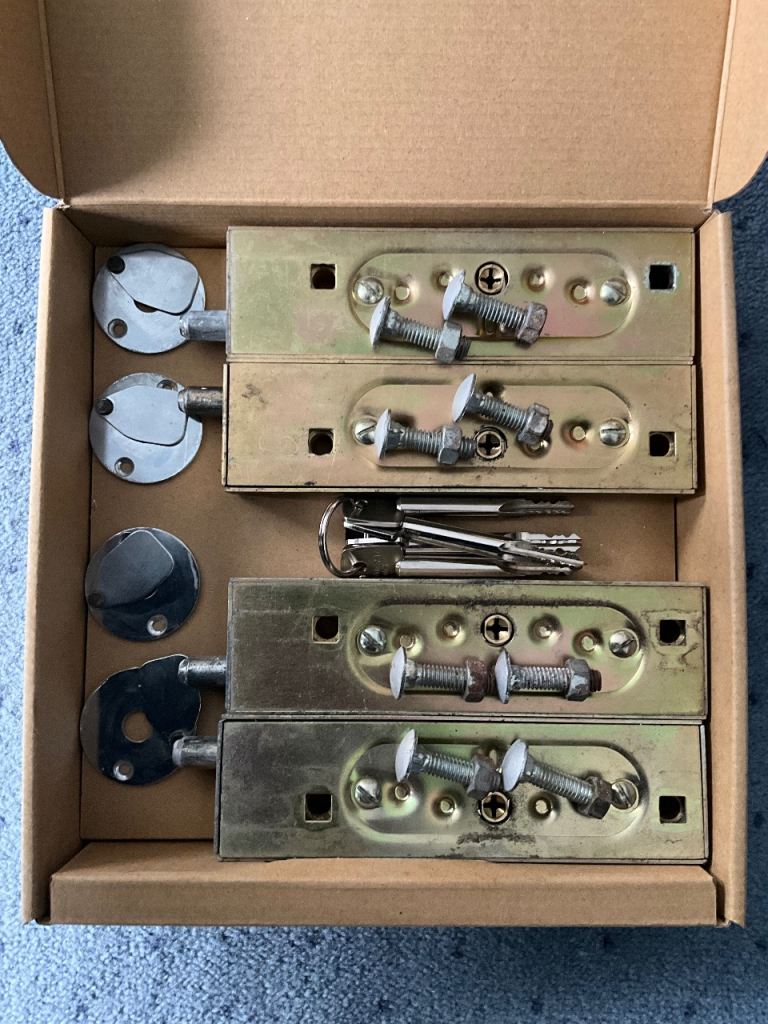 Enfield Style Schlosser Garage Door Bolts Locks Extra Locking Security Two Pair