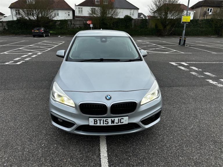 BMW 2 SERIES 218d Sports ( ULEZ FREE ) 5 Doors with Parking Camera & Low Mileage