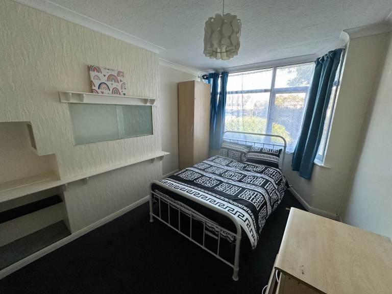 Room available, Ryde Park Road, Rednal, Birmingham, Universal Credit Applicants 