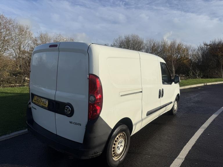 VAUXHALL COMBO 1.6 CDTi 2300 16v 2013