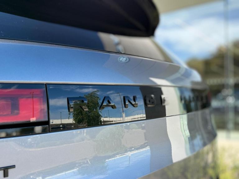 2024 Land Rover Range Rover Sport 3.0 D300 MHEV Dynamic SE SUV 5dr Diesel Auto 4WD Euro 6 (s/s) (...