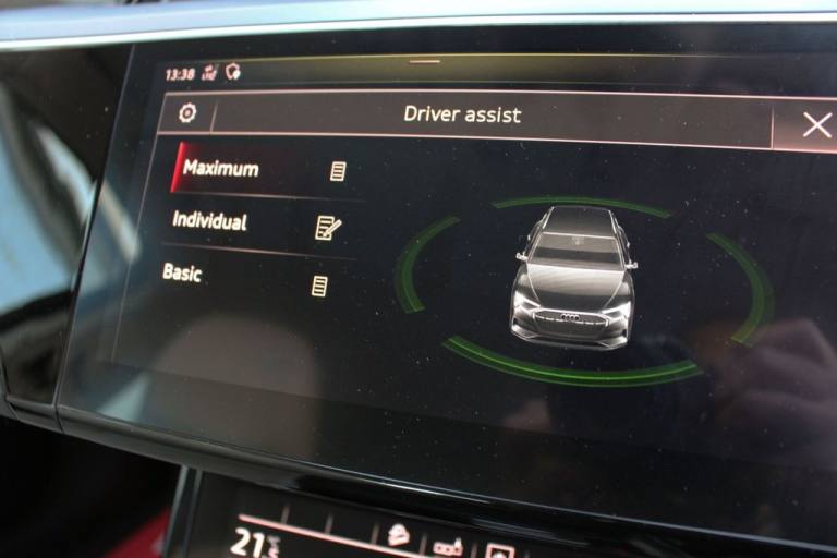 2019 19 AUDI E-TRON 55 SUV 5DR ELECTRIC AUTO QUATTRO 95KWH (408 PS)