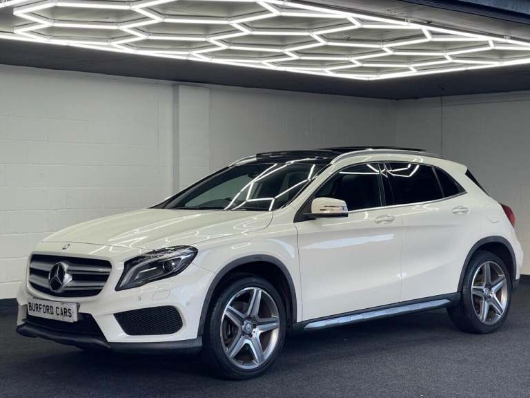 2017 Mercedes-Benz GLA 2.0 GLA250 AMG Line (Premium Plus) SUV 5dr Petrol 7G-DCT 4MATIC Euro 6 (s/...