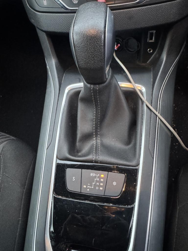 PEUGEOT 308 SW 1.2 PureTech Active 2015